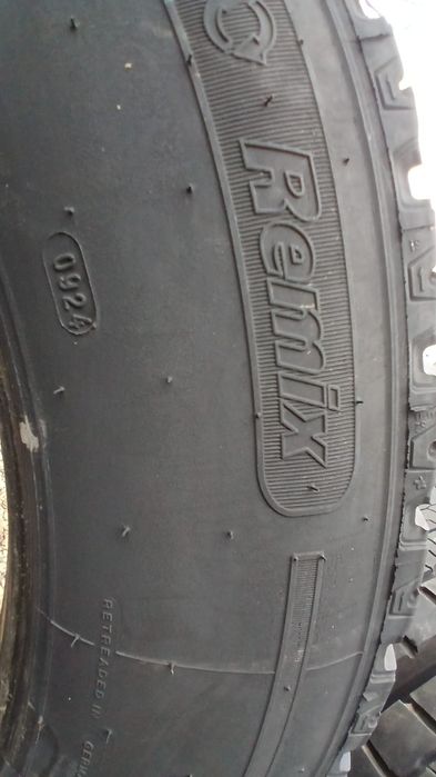 Vând anvelope camion Michelin 295/60 22.5