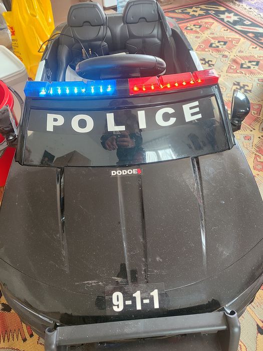 Mașina Electrică de Poliție