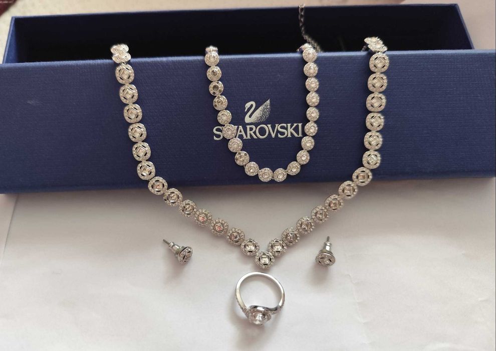 colier set Swarovsky Mesmera
