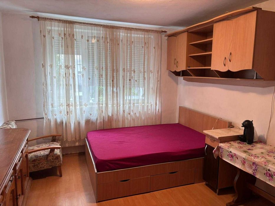 Dau in chirie garsoniera