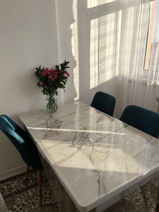 Продам стулья 6 штук для кухня
