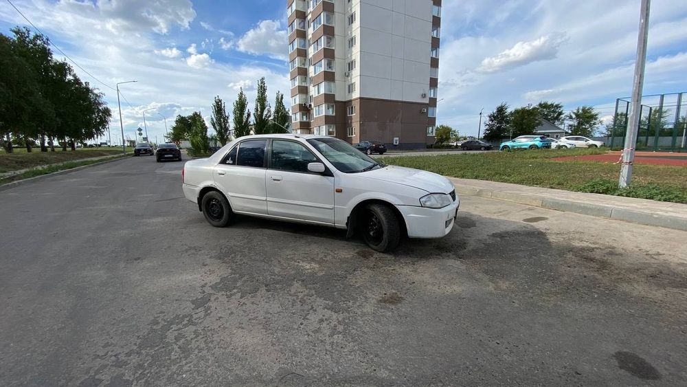 Продам Mazda Familia 4WD, АКПП.