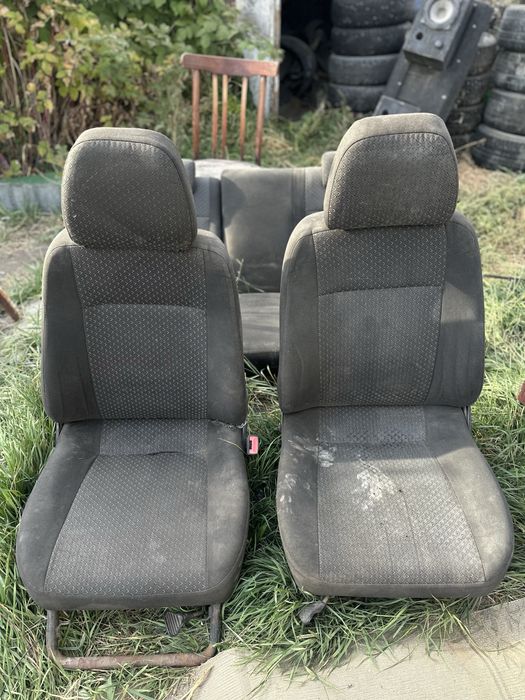 Продам комплект сидение