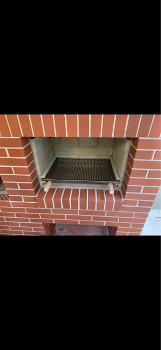 Gratare si hote de inox! De orice dimensiune! Livram in toata tara!