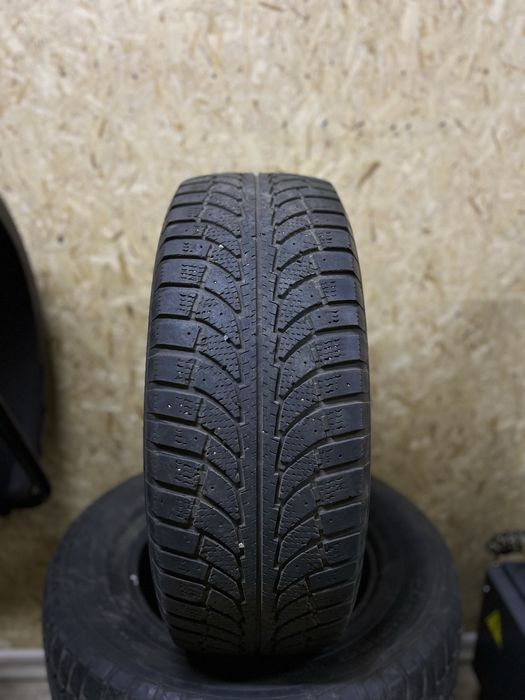 Резина зимняя 265/65/17