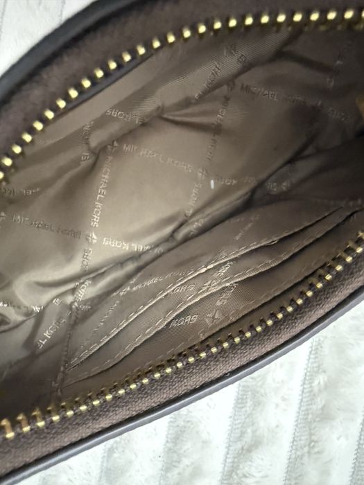 Michael Kors Cora Mini Zip Poucette