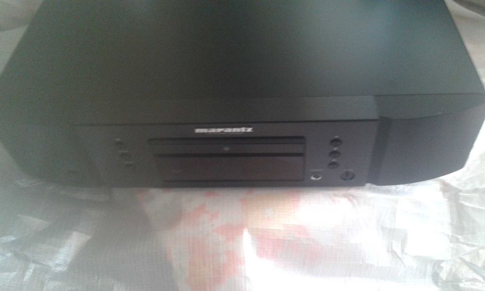 "Marantz CD5005"    Нов CD Player