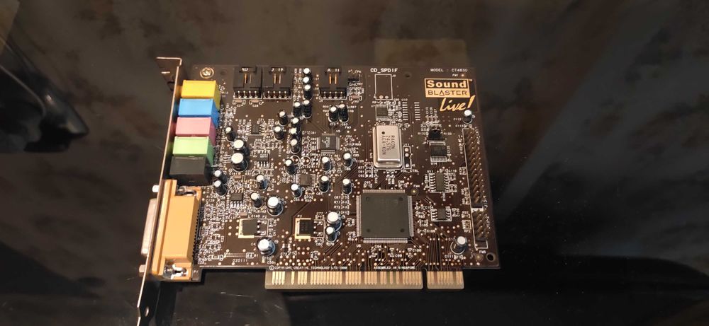 Creative Sound Blaster Live! 5.1  model CT4830 -  звуковая карта