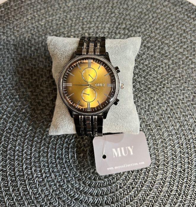 мъжки часовник нов