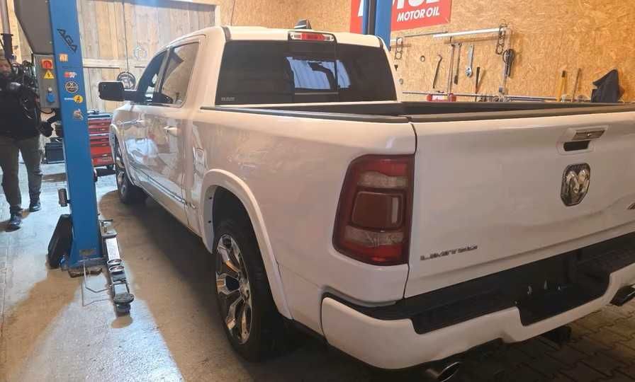 Punte  spate  Dodge Ram 2022