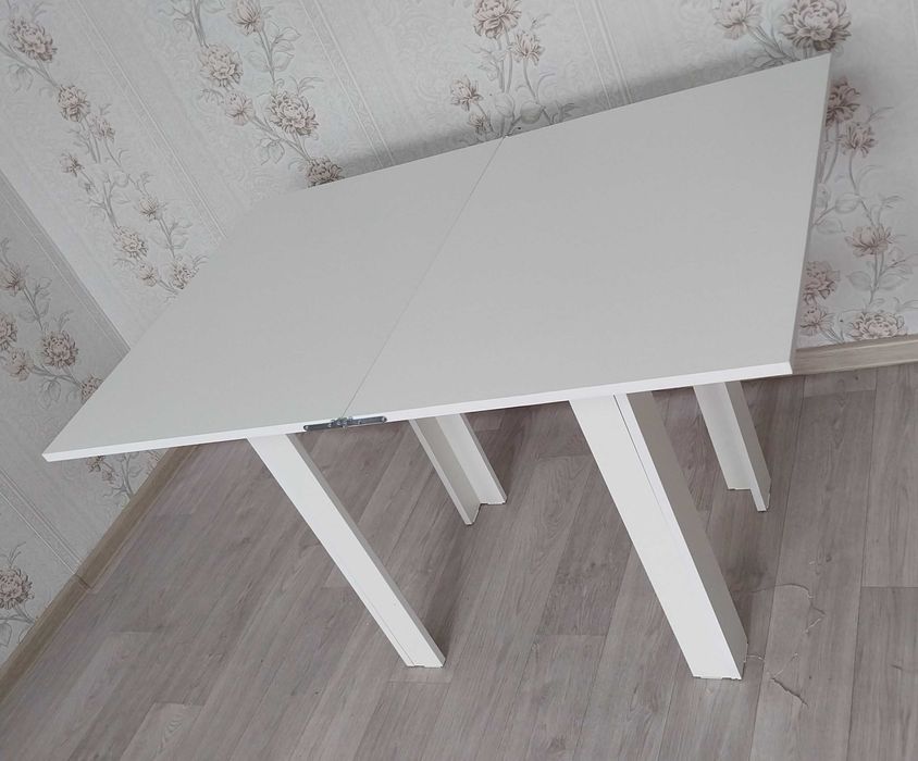 Новый        Стол