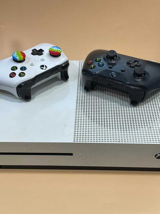 Hope Amanet P8 Xbox One, 2 manete, alimentare, cablu hdmi