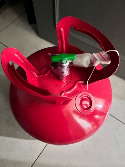 Vindem butelii heliu 50/80 baloane. Livrare rapida!