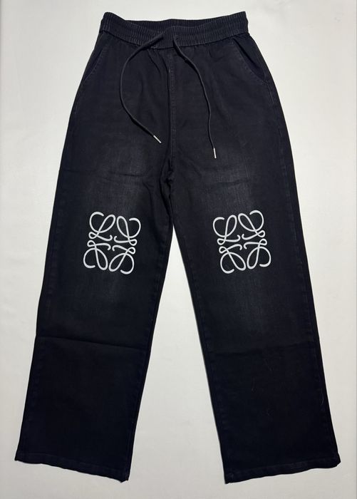 Женскин джинсы новые