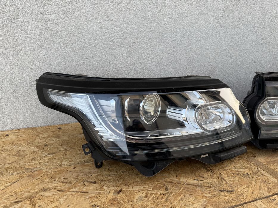 SET Far stanga dreapta Range Rover Vogue Xenon adaptiv + LED Originale