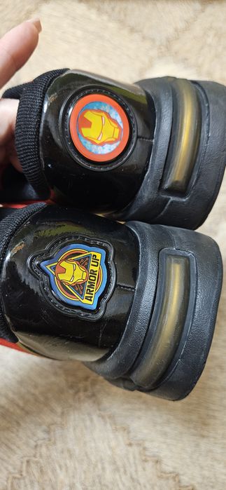 Продам Кроссовки Adidas