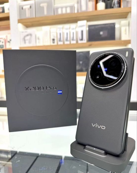 vivo X200 Pro, 12/256 ГБ