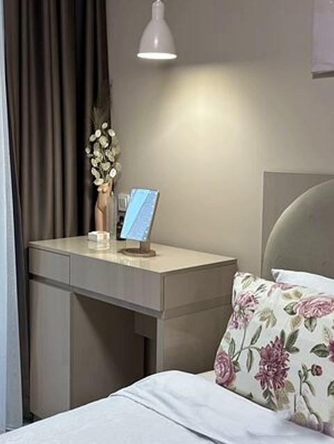 Дава се под наем Двустаен апартамент в София, Хладилника - 75 кв.м за 900 € - Снимка #3