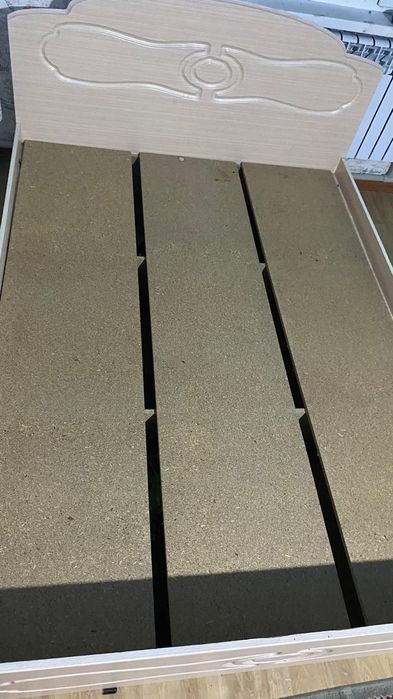 Кровать полуторка!