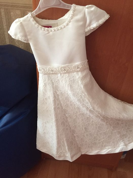 Платье праздничное