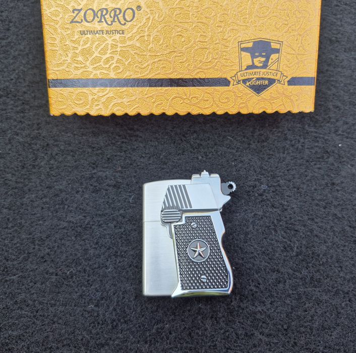 Бензинова запалка ZORRO в стилна подаръчна кутия
