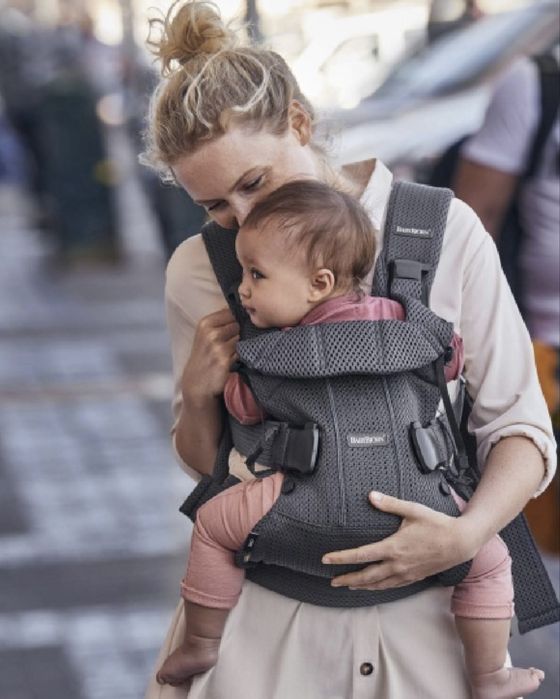Marsupiu BabyBjörn One Air gri antracit