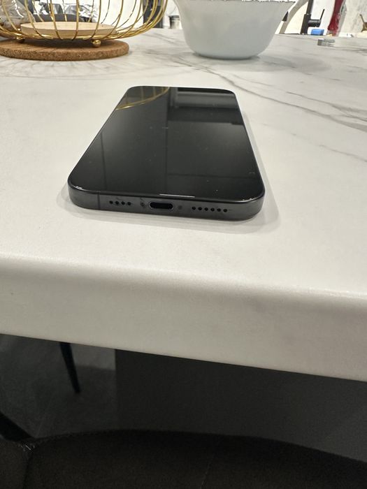 Vand iphone 16Pro Max 256 gb