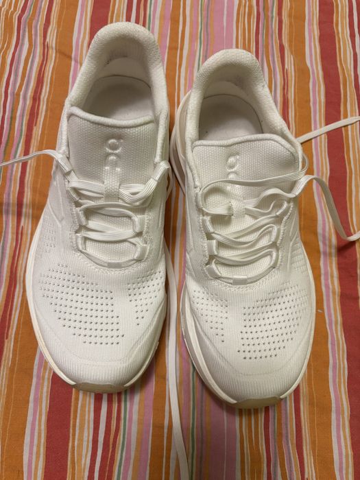 Маратонки on cloud 39 номер