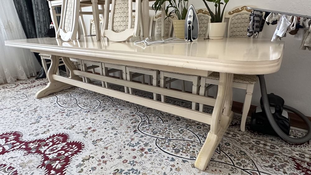 Стол сатылады