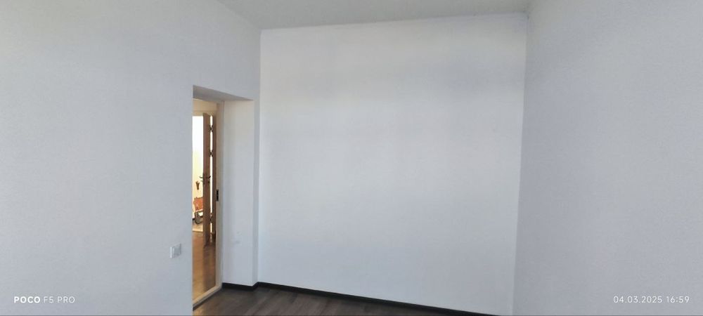 Parkent tumanida koʻp qavatli uy