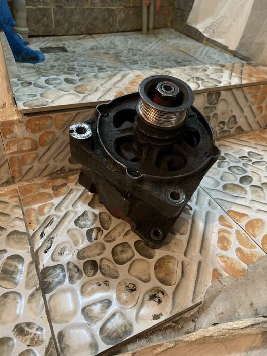 генератор на бмв е34М50,52