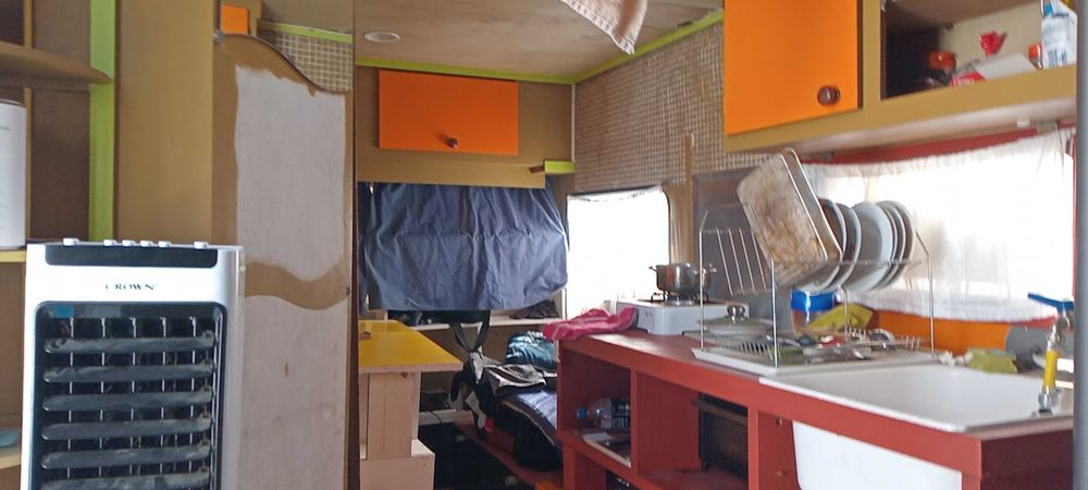 Обзаведена за живеене или нощувки каравана в частен имот, Варна