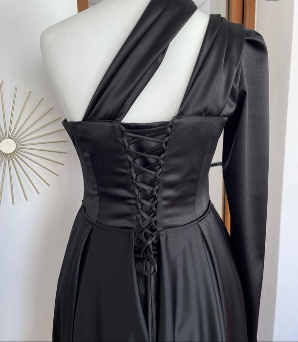 Vând rochie pt eveniment