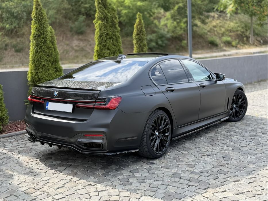 Bmw 750i xDrive/M-Sport/Maxton Design/Individual Schimb-Variante