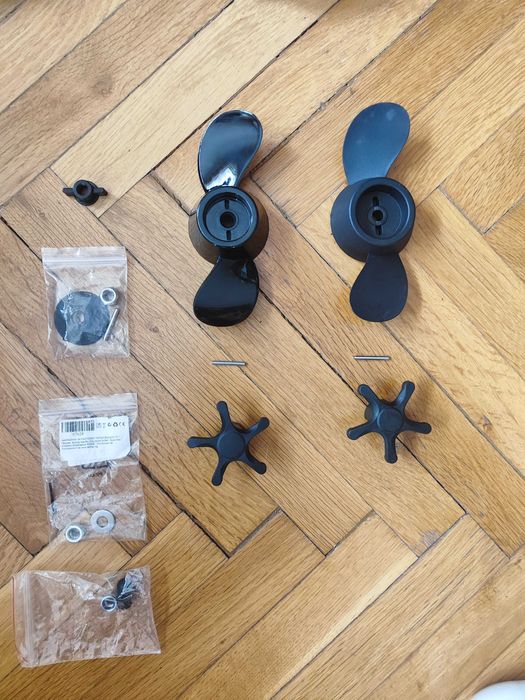 Продавам двигател за каяк/лодка Watersnake T24