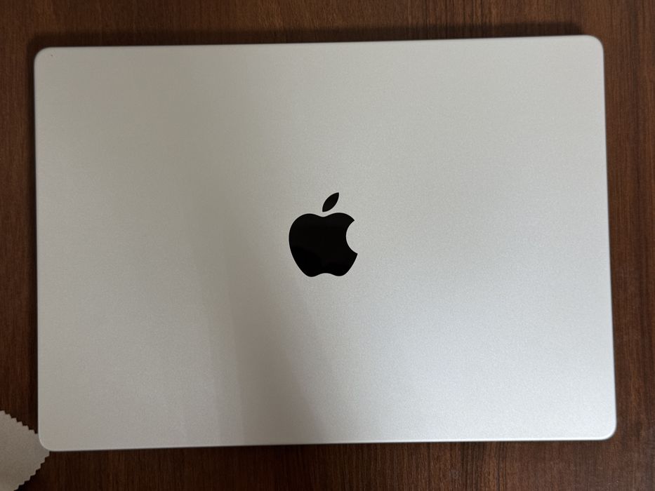 Macbook m1 pro  32gb 4tb
