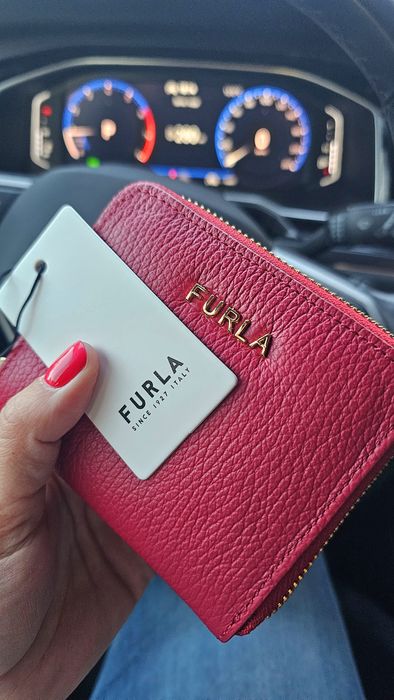 Портфейл FURLA 100% естествена кожа, чисто нов!