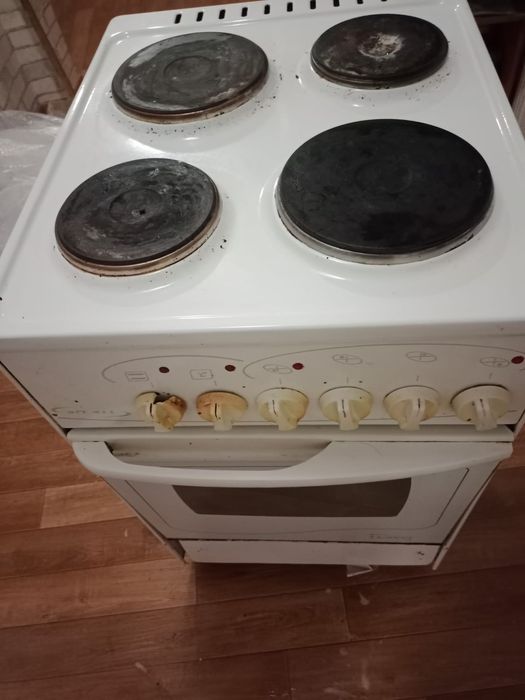 Продам электроплиту