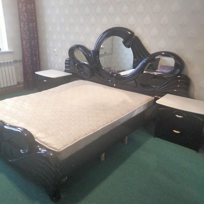 Спальный гарнитура  состояние идеальное