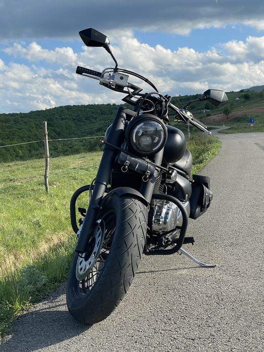 Bobber Suzuki intruder vl800