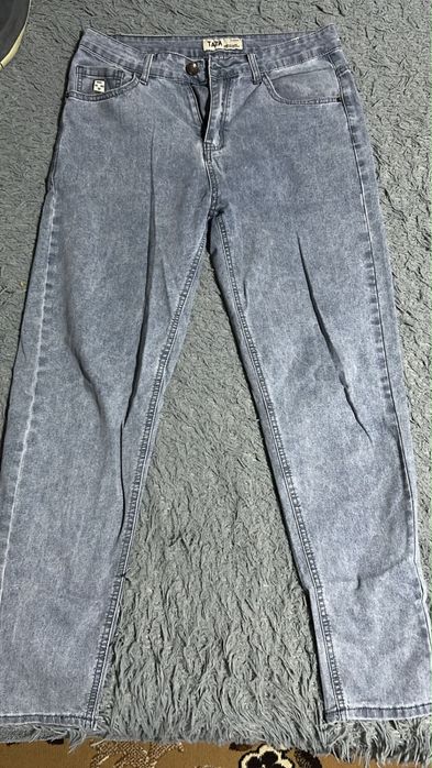 Продам мужские джинсы