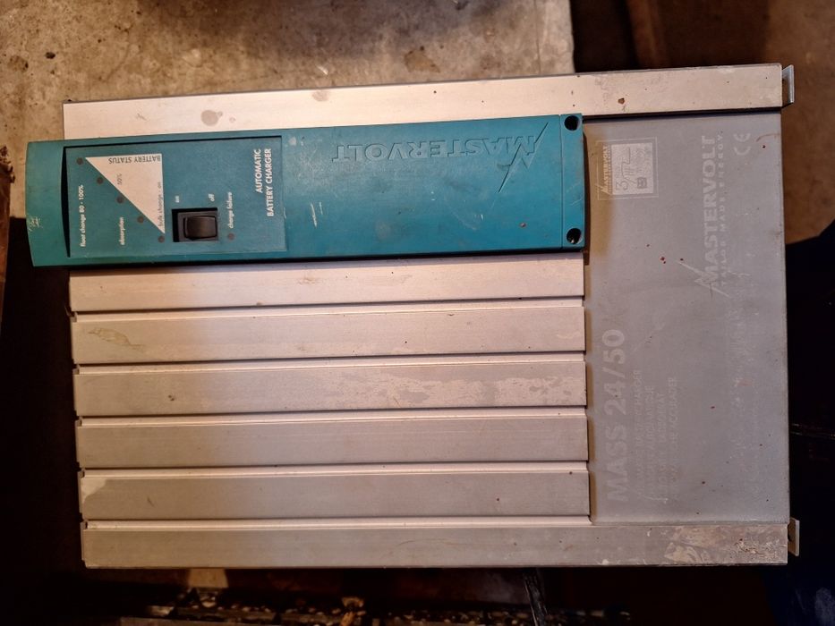 Зарядник 24 вольт