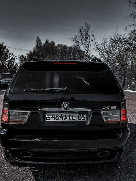 BMW X5  Об- 3.0л