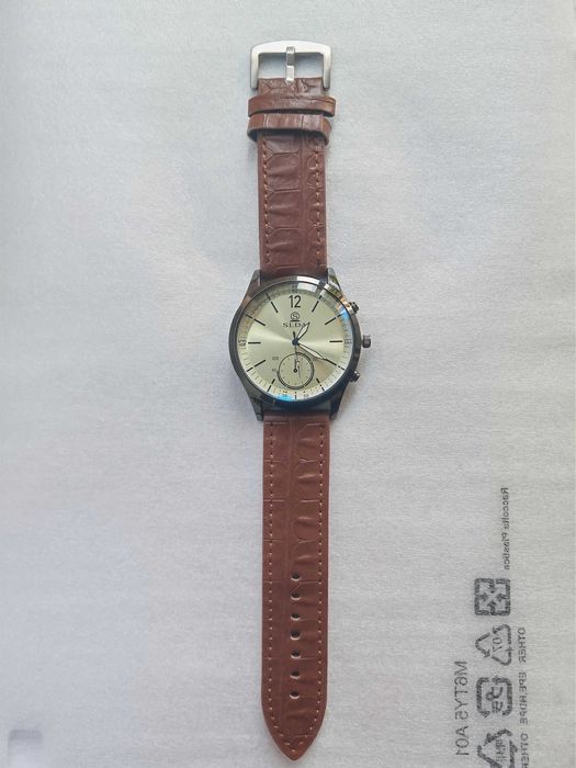 Мъжки стилен часовник