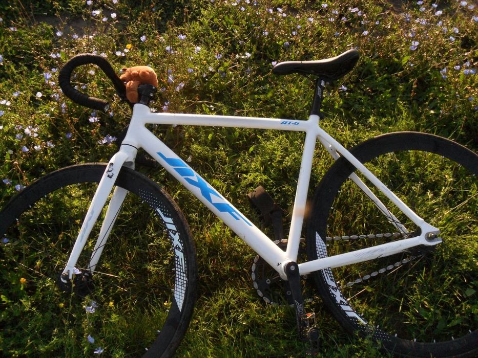 Фикс велосепед новый почти