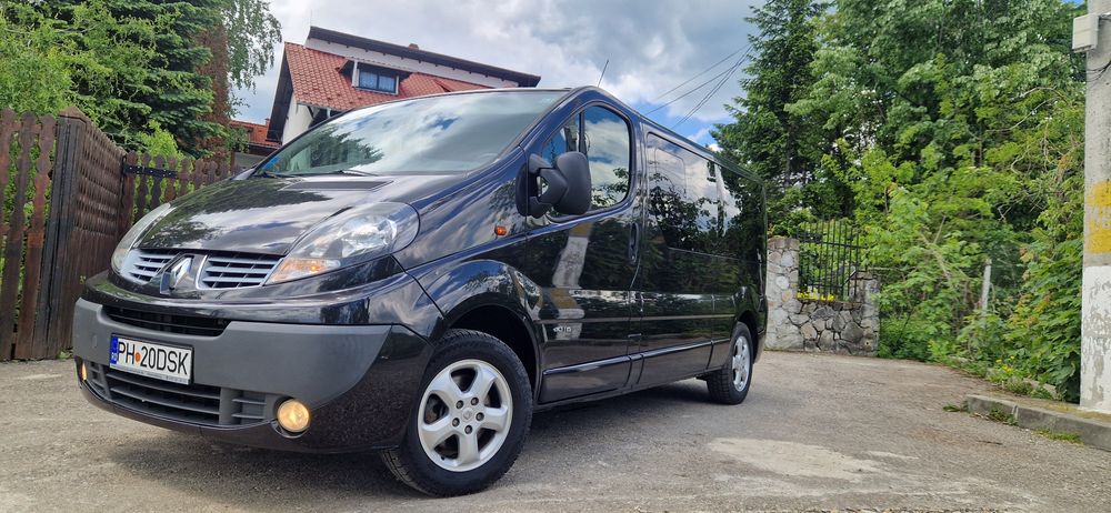 RENAULT Trafic 2011 — imagine 2