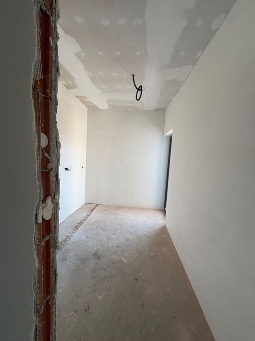 Apartament cu două camere de vânzare în Beiuș