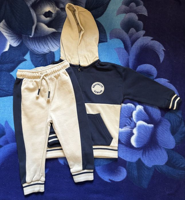 Hainute pentru baietel marimea 86