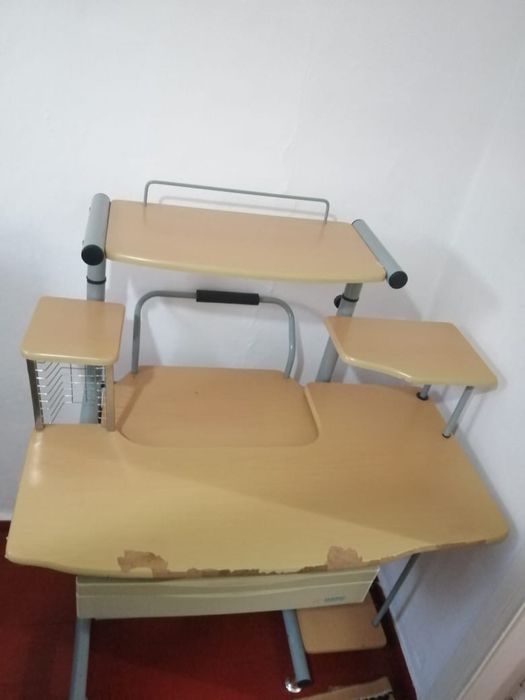 Продам комьютерный стол