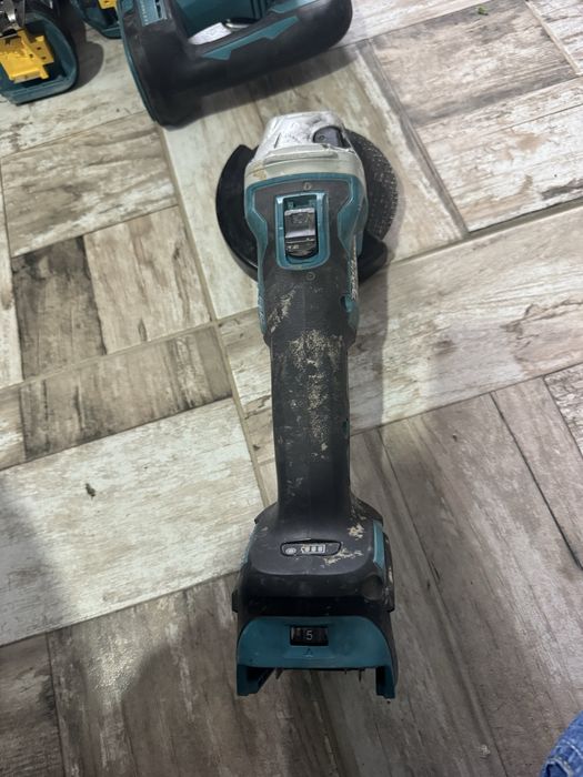 De vanzare Scule Makita